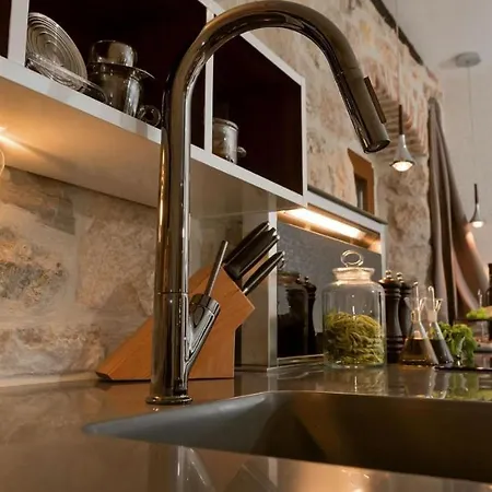 Studio Happy Hour In City Center Apartment *